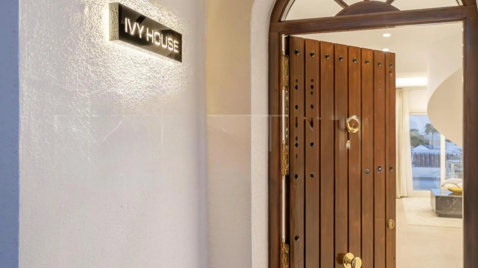 마르베야 The Exquisite Townhouse In Aloha Gardens 빌라 펜션